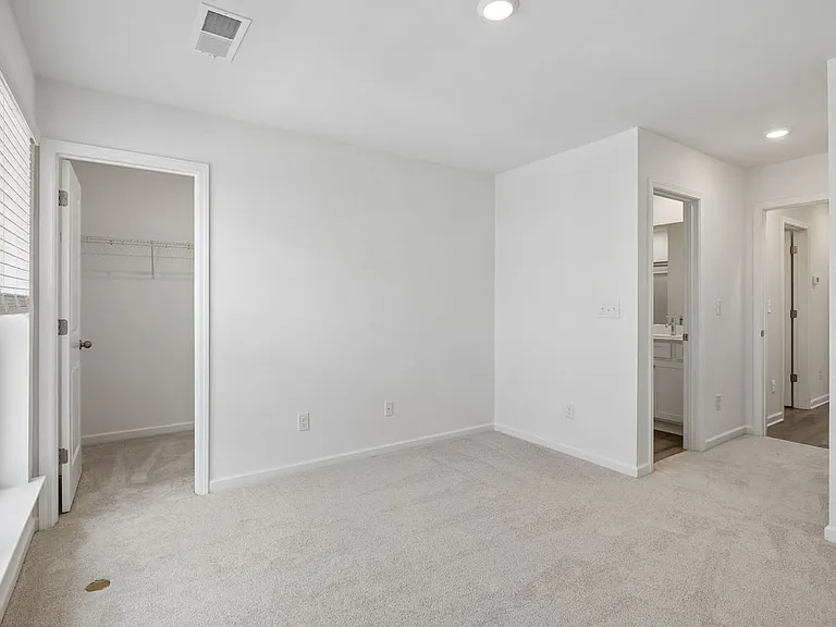 4158 Tillie Cir — Photo 5