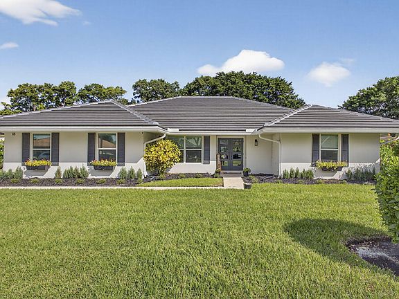 2nd image of 18 Berwick Road