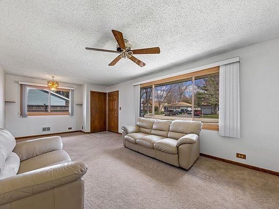 4th image of 234 N Broadview Ave