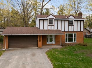 1878 Ridley Blvd, Severn, ON L3V7J2