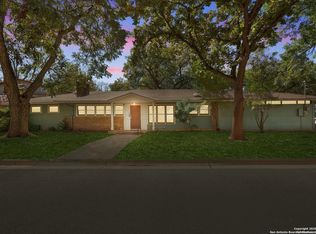 985 Allen Avenue, New Braunfels, TX 78130