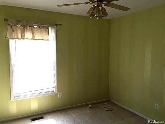 2nd image of 38247 Carolon Blvd #12