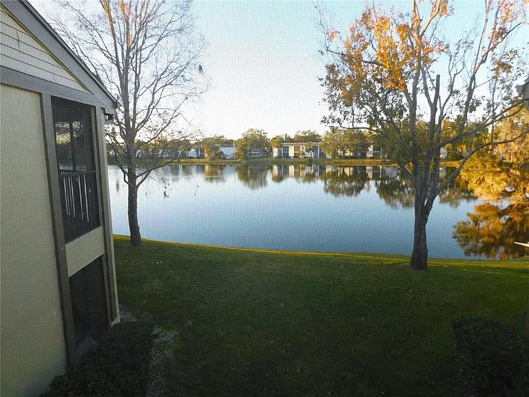 218 Woodlake Wynde #218 — Photo 29