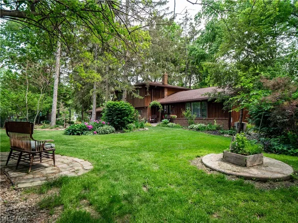 5959 Edson St, Vermilion, OH 44089