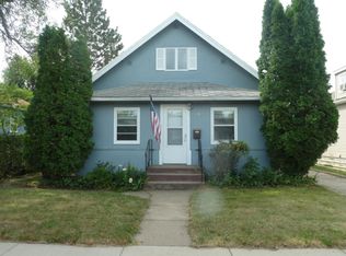 616 3rd St SE, Jamestown, ND 58401