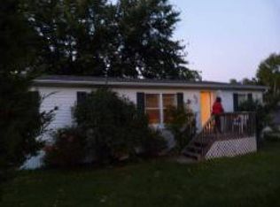 215 Thelbridge Rd, New Windsor, NY 12553