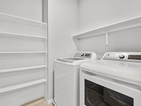 5th image of 5409 Baythorne Dr #A