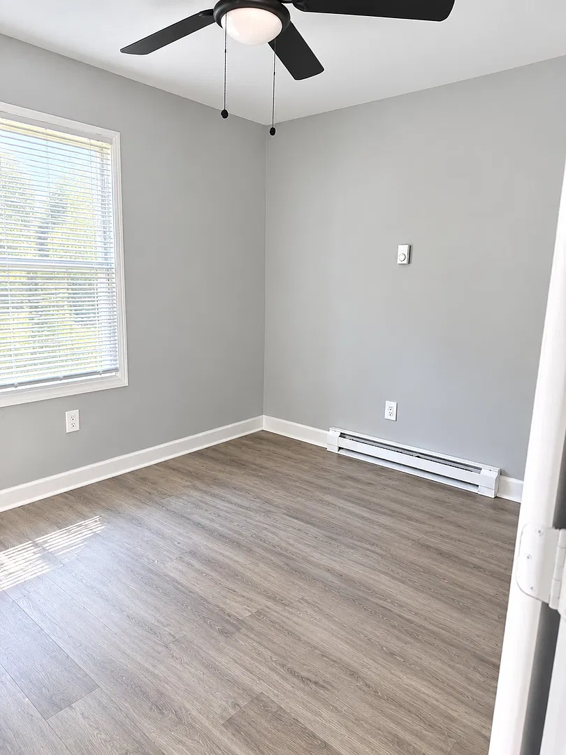 46 Grove Street — Photo 3
