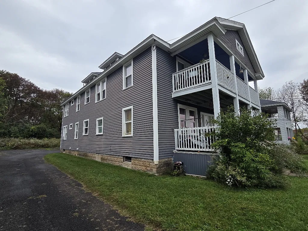 2 bed, 800 sqft, $1,175 — Photo 2