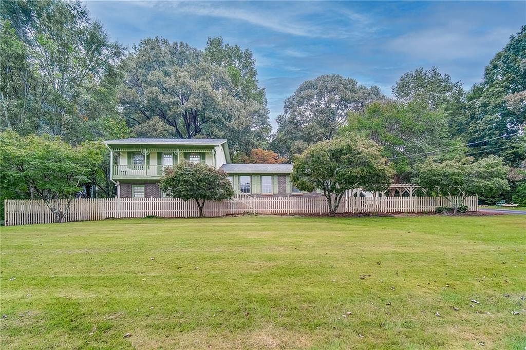5105 Nichols Dr, Flowery Branch, GA 30542 Zillow