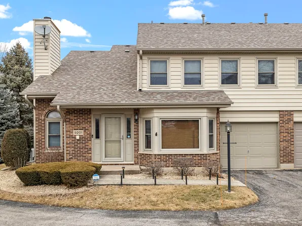 9201 Cliffside Ln, Orland Park, IL 60462