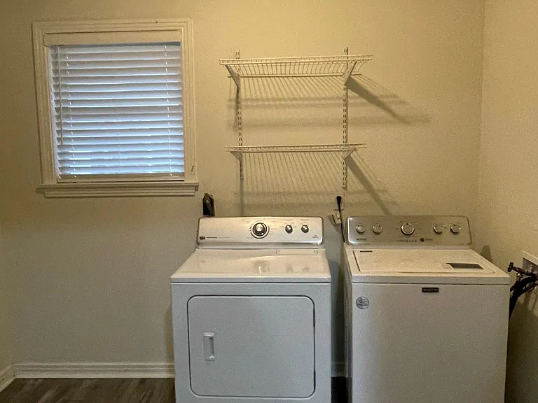 6732 W Magnolia Blvd — Photo 16