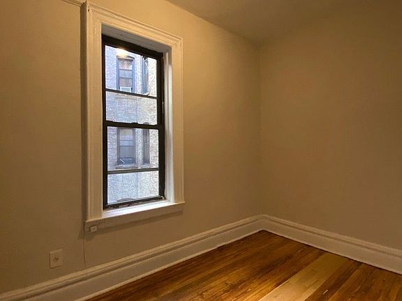 4th image of 191 Claremont Ave APT 34