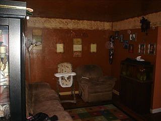 2nd image of 208 Mount Hope Dr