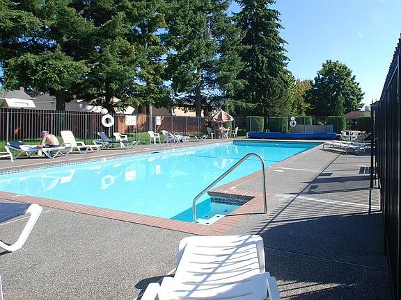 3rd image of 7306 N Skyview Ln APT I202