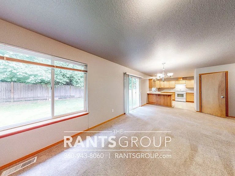 4612 Kapalea Way SE — Photo 12