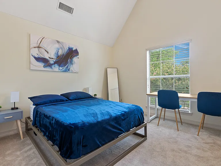 Guest Room 2