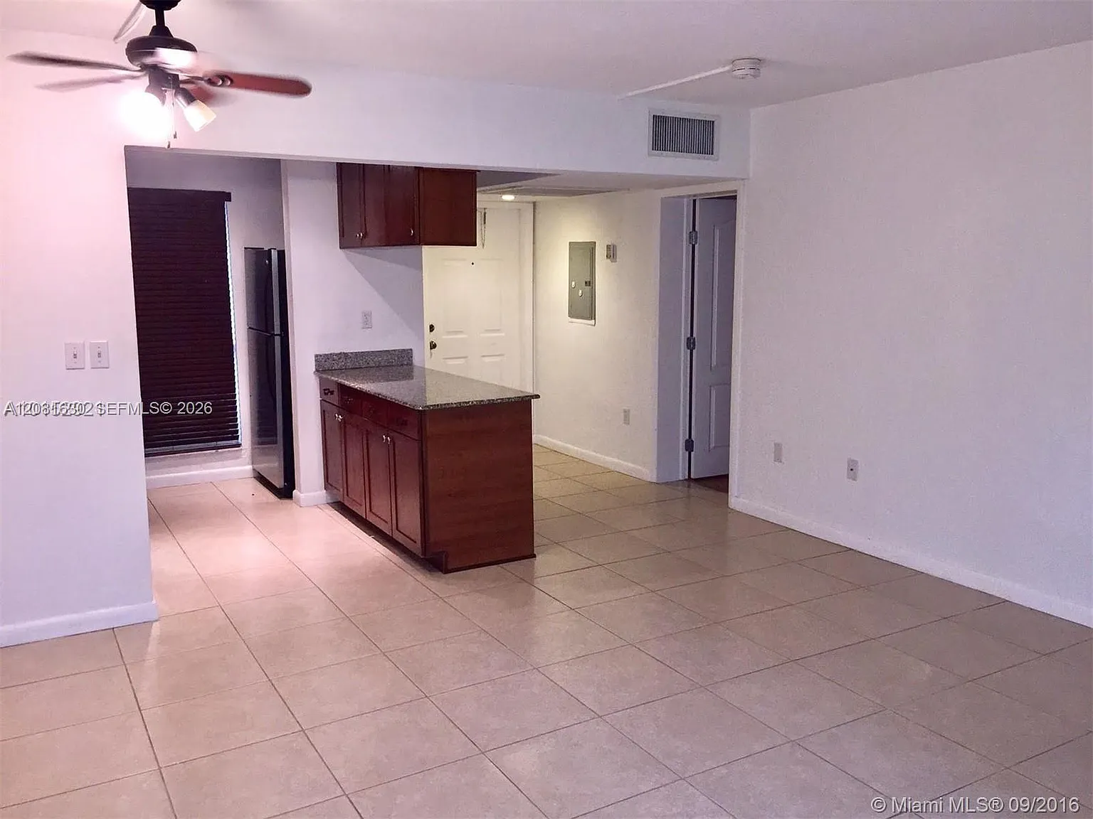 Palms Pinecrest Condo — Photo 2