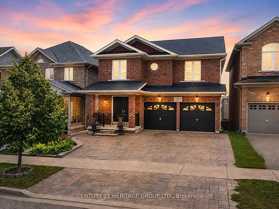 2nd image of 182 Richardson Cres
