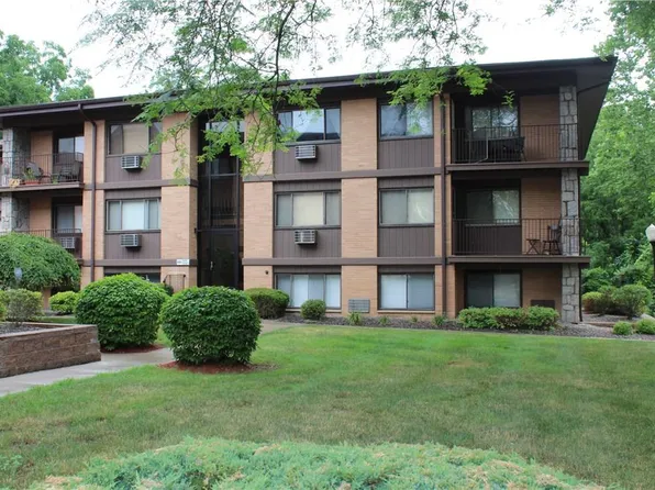 10 Oakwood Terrace #112, New Windsor, NY 12553