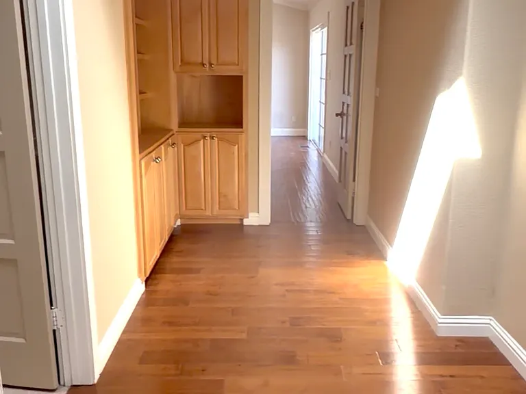 6815 Hampton Dr — Photo 14