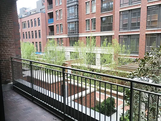 Rented by Compass | media 20