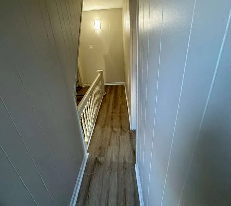 122 N Holland Ave