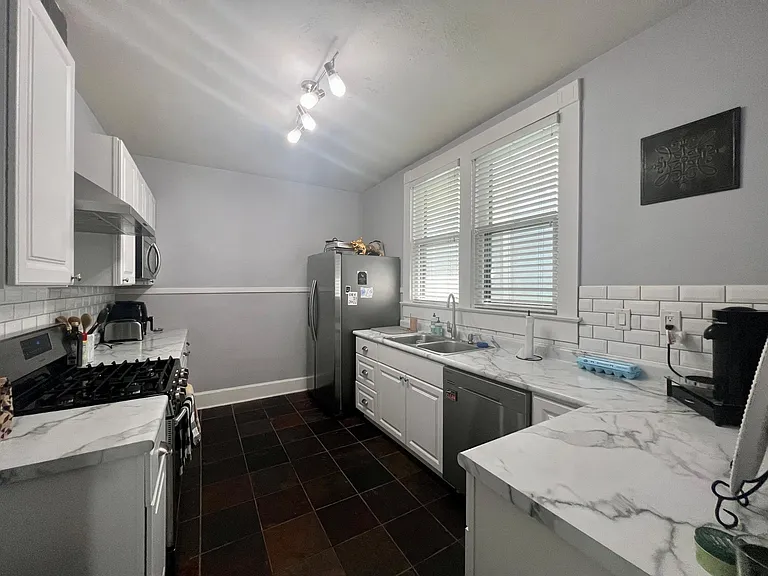 1823 N Delaware St #UPPER — Photo 8
