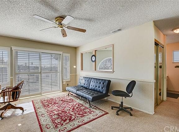 5th image of 130 N Glendora Ave #9