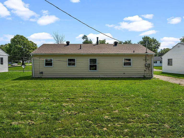 4441 Marlowe St — Photo 35