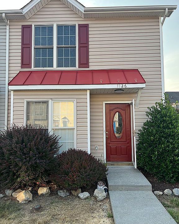 1st image of 1126 Patrick Henry Pl