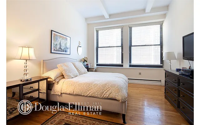 Sold by Douglas Elliman | media 17