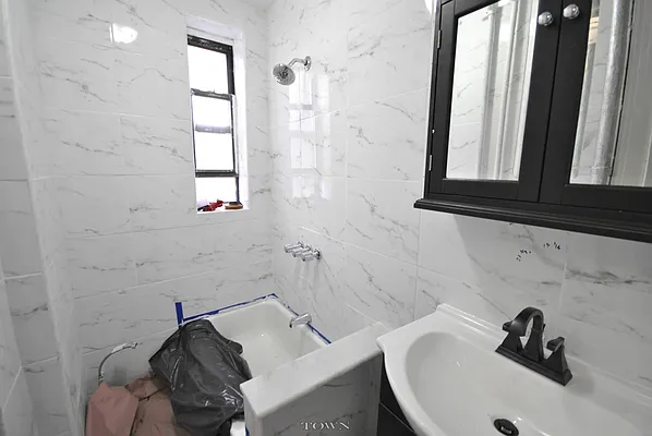 Rented by Town Residential | media 41