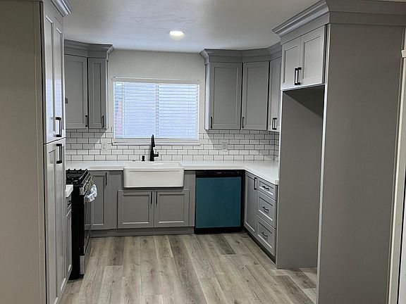 5th image of 2055 N Denair Ave