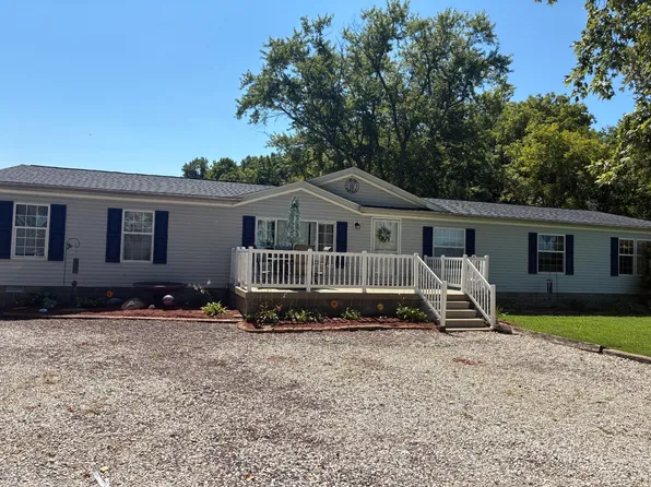 11204 Raccoon Creek Ln, Saint Francisville, IL 62460