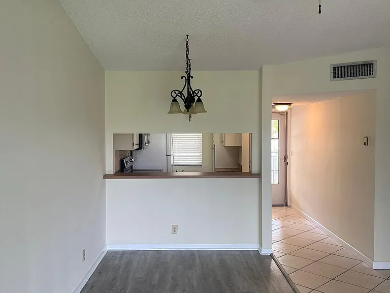 9993 Three Lakes Cir — Photo 6