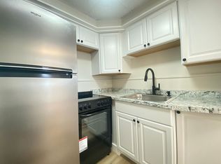 60 Broadway #6, Suncook, NH 03275