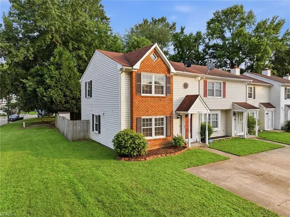 1923 Devonwood Cmn, Chesapeake, VA 23320
