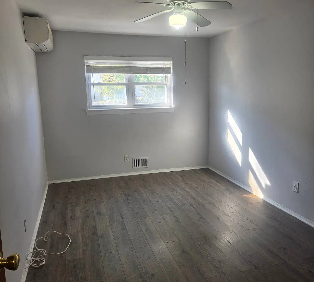 170 Martin Ave — Photo 4