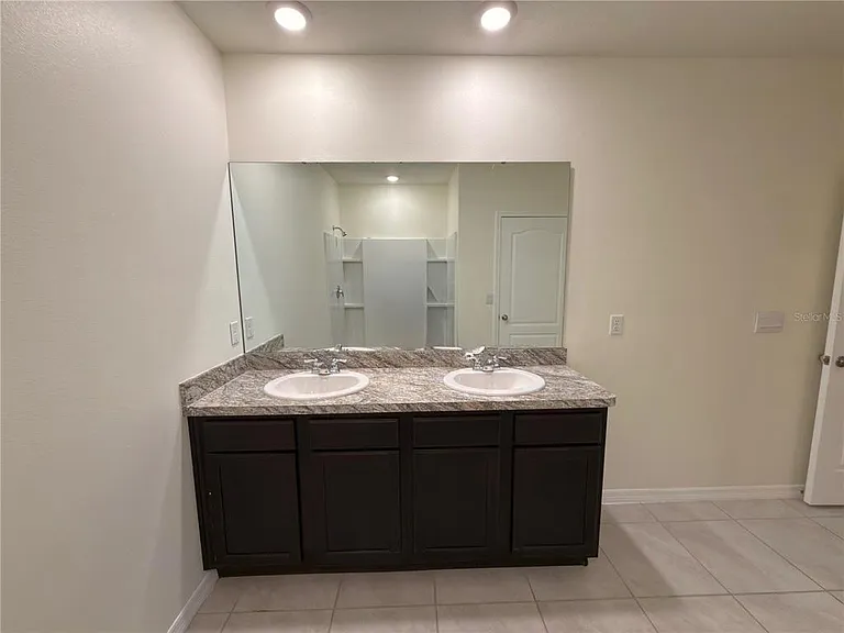 308 Sofia Ln — Photo 20