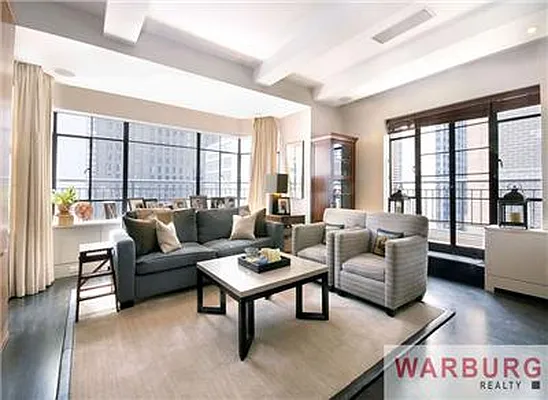 Sold by Warburg | media 12