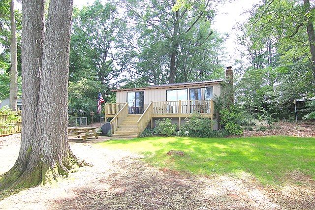 1st image of 422 Herndon Dr
