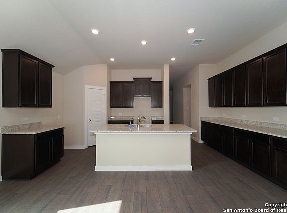 3rd image of 10559 Pablo Way