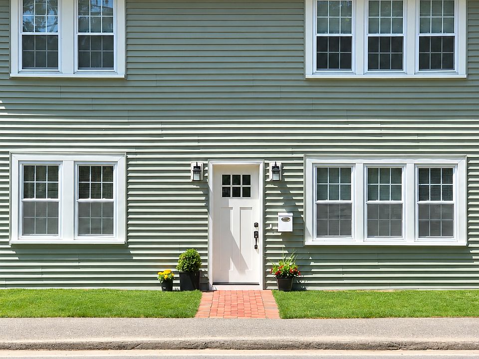 1st image of 140 Ames St #2