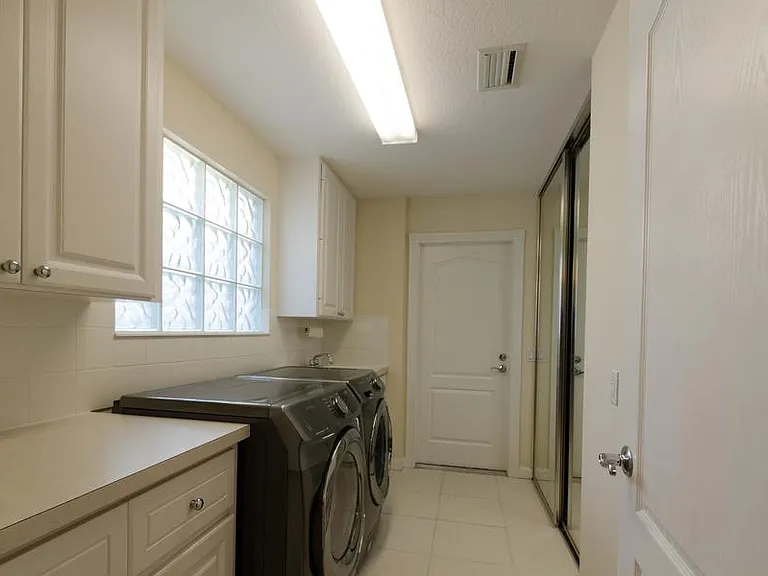 5796 Ivrea Dr — Photo 5