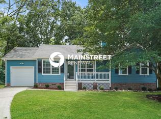 805 Nivison Ct, Fuquay Varina, NC 27526