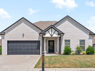 793 Jersey Dr, Clarksville, TN 37043