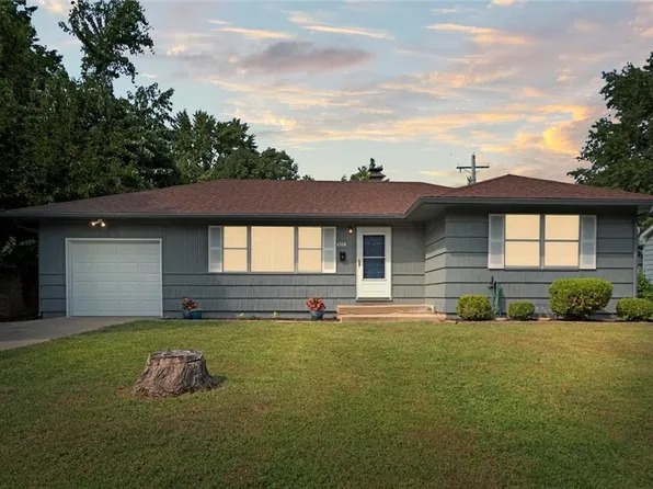 4504 E 112th St, Kansas City, MO 64137