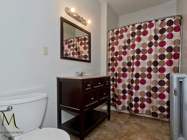 286 Sumner Ave — Photo 23