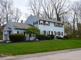 4 Arrowhead Ave, Auburn, MA 01501